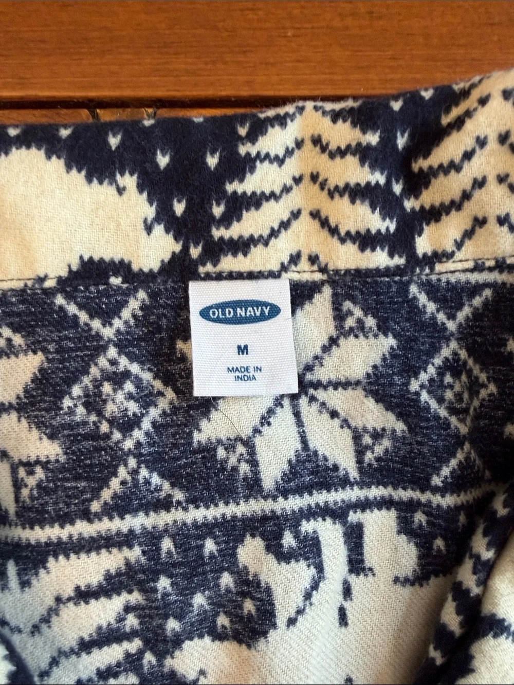 Old Navy Navy and Cream Polar Bear Snowflake Pajama Set